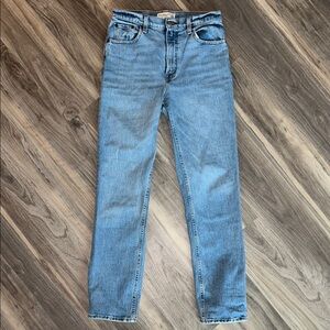 Abercrombie & Fitch ‘90s Straight Ultra High Rise